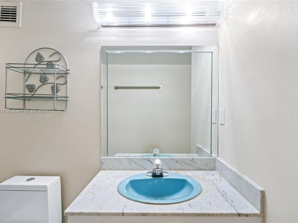 500 Three Islands Blvd 309, Hallandale Beach FL 33009