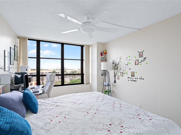 500 Three Islands Blvd 309, Hallandale Beach FL 33009
