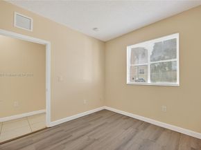 4281 NE 16th St, Homestead FL 33033