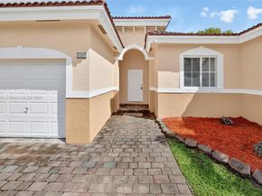 4281 NE 16th St, Homestead FL 33033