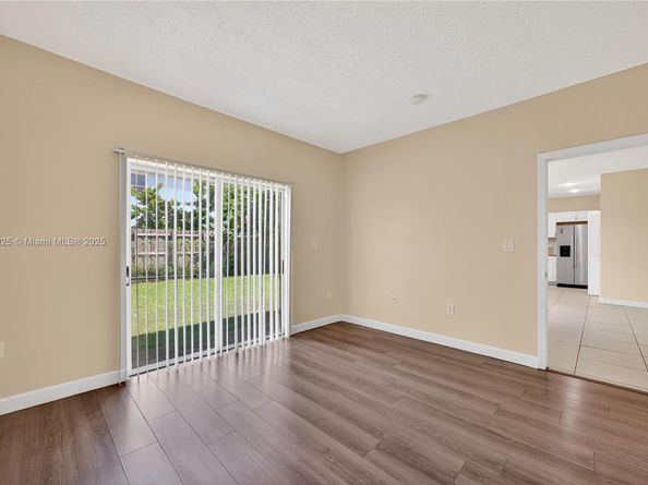 4281 NE 16th St, Homestead FL 33033