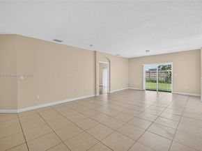 4281 NE 16th St, Homestead FL 33033