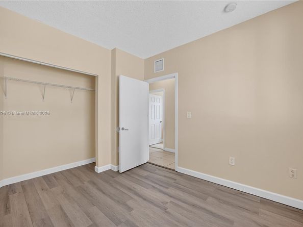 4281 NE 16th St, Homestead FL 33033