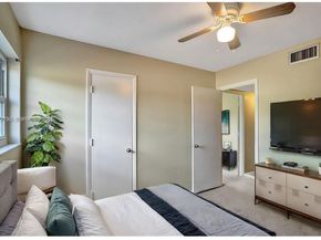 3021 NW 68th St 11G, Fort Lauderdale FL 33309