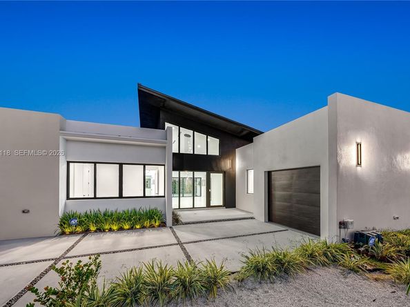 4321 SW 99th Ave, Miami FL 33165