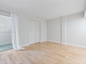 2977 Mcfarlane Rd PH9, Miami FL 33133