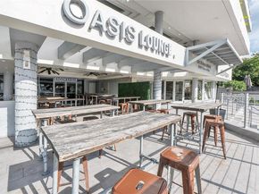 2977 Mcfarlane Rd PH9, Miami FL 33133