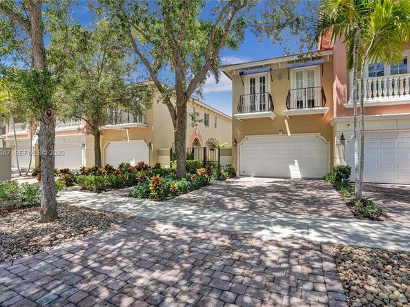 1115 NE 14th Ave, Fort Lauderdale FL 33304