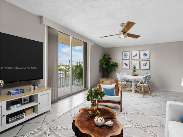 1777 SE 15th St 312, Fort Lauderdale FL 33316