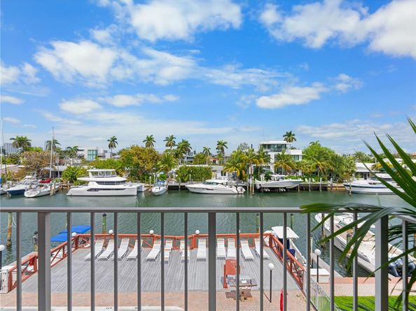 1777 SE 15th St 312, Fort Lauderdale FL 33316