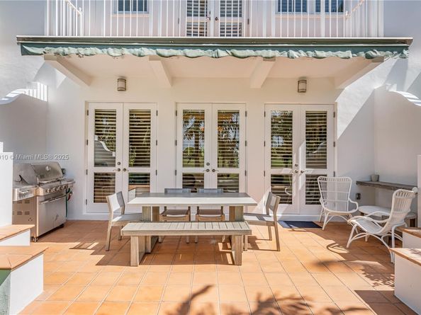 1133 Campo Sano Ave 2, Coral Gables FL 33146