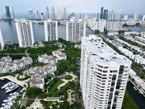 2000 Island Blvd 3009, Aventura FL 33160