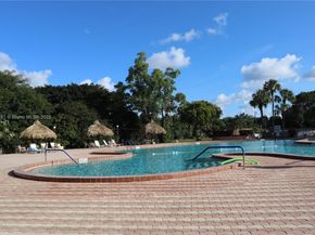 3210 Holiday Springs Blvd 2204, Margate FL 33063