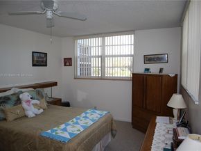3210 Holiday Springs Blvd 2204, Margate FL 33063