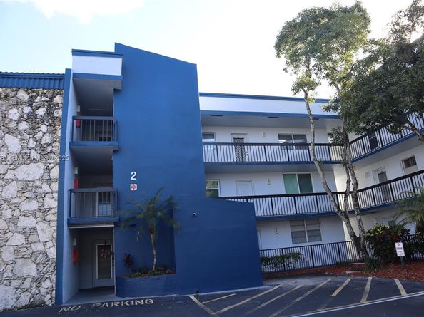 3210 Holiday Springs Blvd 2204, Margate FL 33063