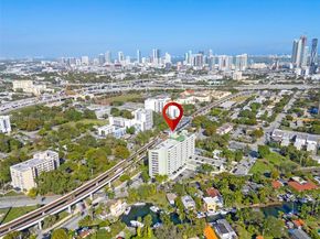 816 NW 11th St 607, Miami FL 33136