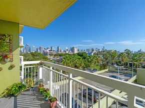 816 NW 11th St 607, Miami FL 33136