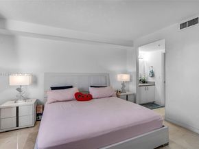 816 NW 11th St 607, Miami FL 33136