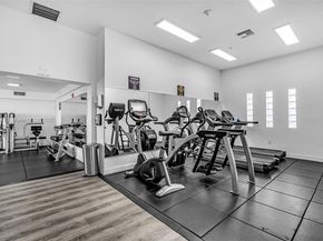 816 NW 11th St 607, Miami FL 33136