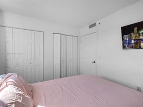 816 NW 11th St 607, Miami FL 33136