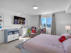 816 NW 11th St 607, Miami FL 33136