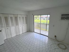 89 Berkshire D 89, West Palm Beach FL 33417