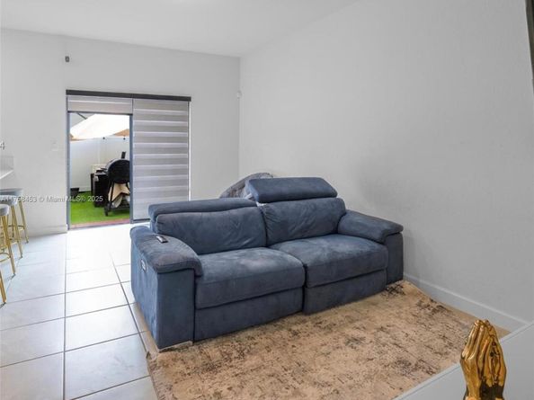 11426 W 33rd Way, Hialeah FL 33018