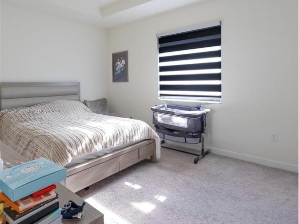 11426 W 33rd Way, Hialeah FL 33018