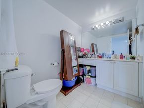 4876 NW 97th Ct 352, Doral FL 33178