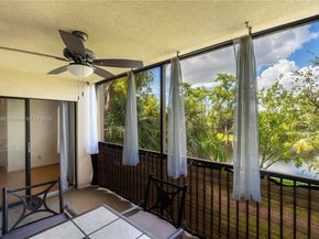 2206 S Cypress Bend Dr 305, Pompano Beach FL 33069