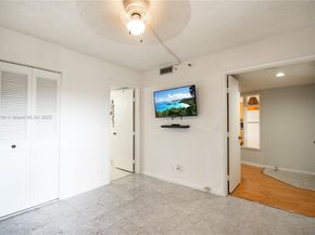 2206 S Cypress Bend Dr 305, Pompano Beach FL 33069