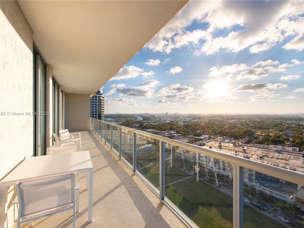 3470 E Coast Ave H2504, Miami FL 33137