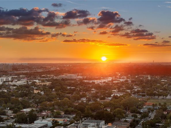 3470 E Coast Ave H2504, Miami FL 33137