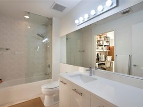 3470 E Coast Ave H2504, Miami FL 33137