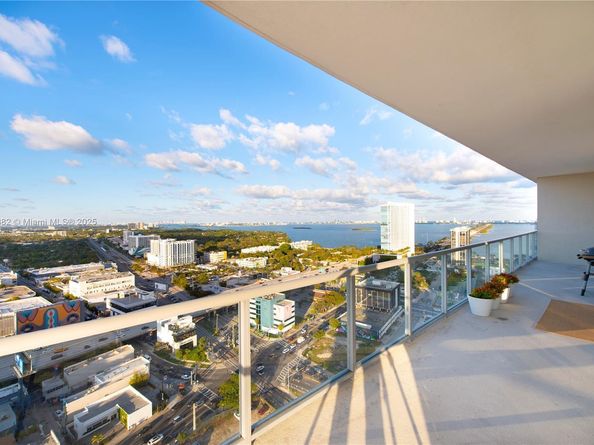 3470 E Coast Ave H2504, Miami FL 33137