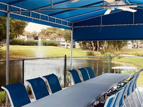 671 S Hollybrook Dr 104, Pembroke Pines FL 33025