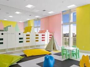 2000 Metropica Way 1701, Sunrise FL 33323