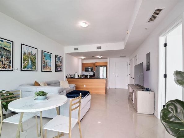 3301 NE 1st Ave H1211, Miami FL 33137