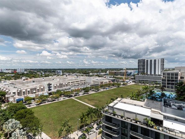 3301 NE 1st Ave H1211, Miami FL 33137
