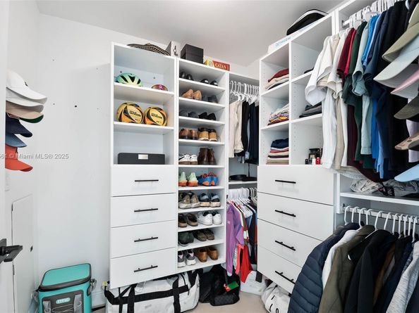 3301 NE 1st Ave H1211, Miami FL 33137