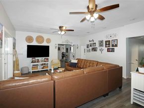 1221 SW 74th Ct, Miami FL 33144