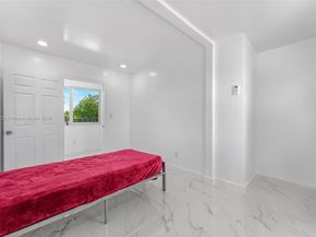 730 Curtiss Dr, Opa-Locka FL 33054