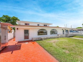 730 Curtiss Dr