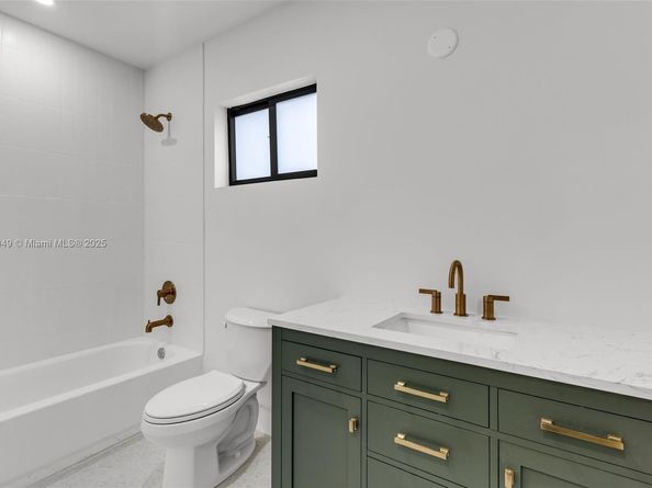 3620 SW 94 Ave, Miami FL 33165
