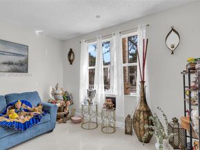 950 NE 42nd Pl, Homestead FL 33033