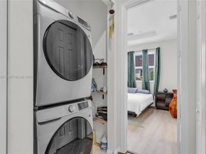 950 NE 42nd Pl, Homestead FL 33033