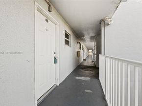 116 Royal Park Dr 4D, Oakland Park FL 33309