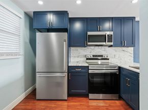 116 Royal Park Dr 4D, Oakland Park FL 33309