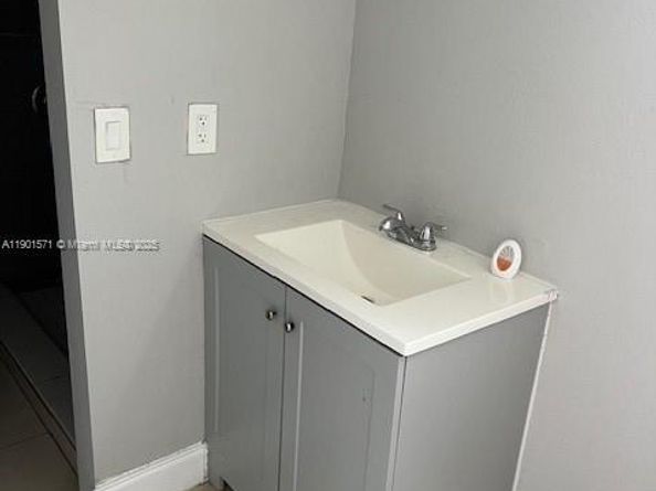 222 NW 14th St, Homestead FL 33030