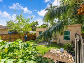 222 NW 14th St, Homestead FL 33030